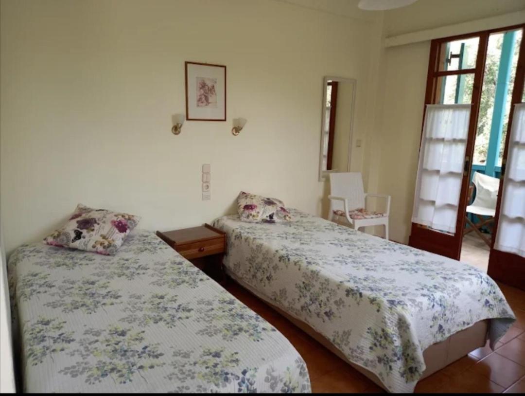 Argo Rooms Áyios Nikítas Exterior foto